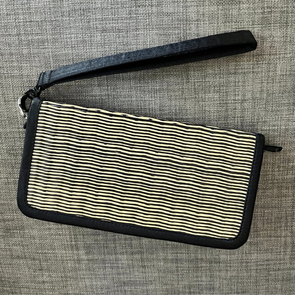 Baskets of Cambodia clutch